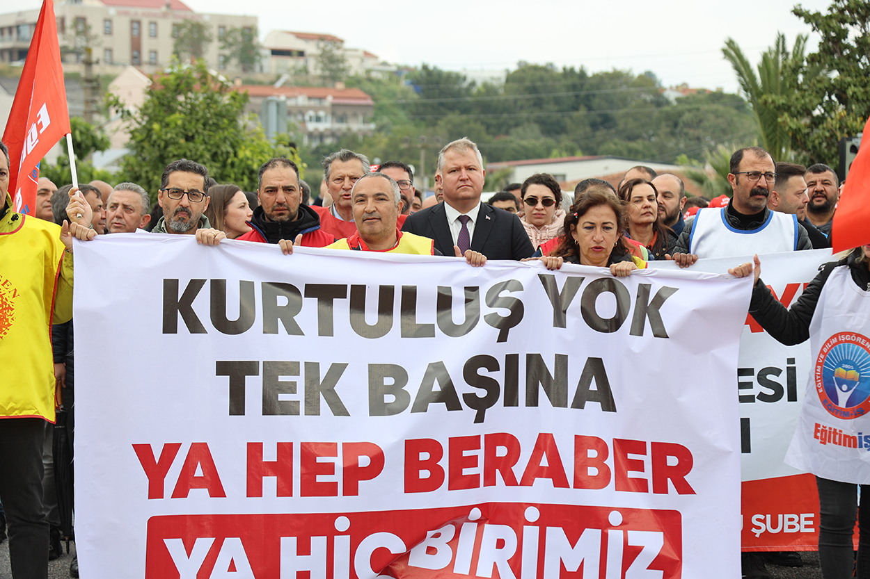 Urla Belediyesi’nden Khk’lı Işçilere 1 Mayıs Müjdesi (1)