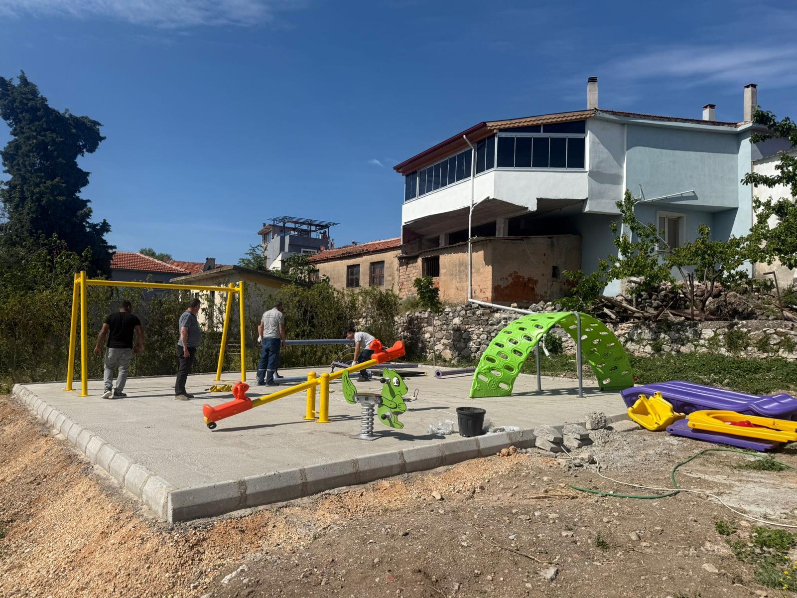 Urla’nın Her Mahallesinde Hizmet Seferberliği (6)
