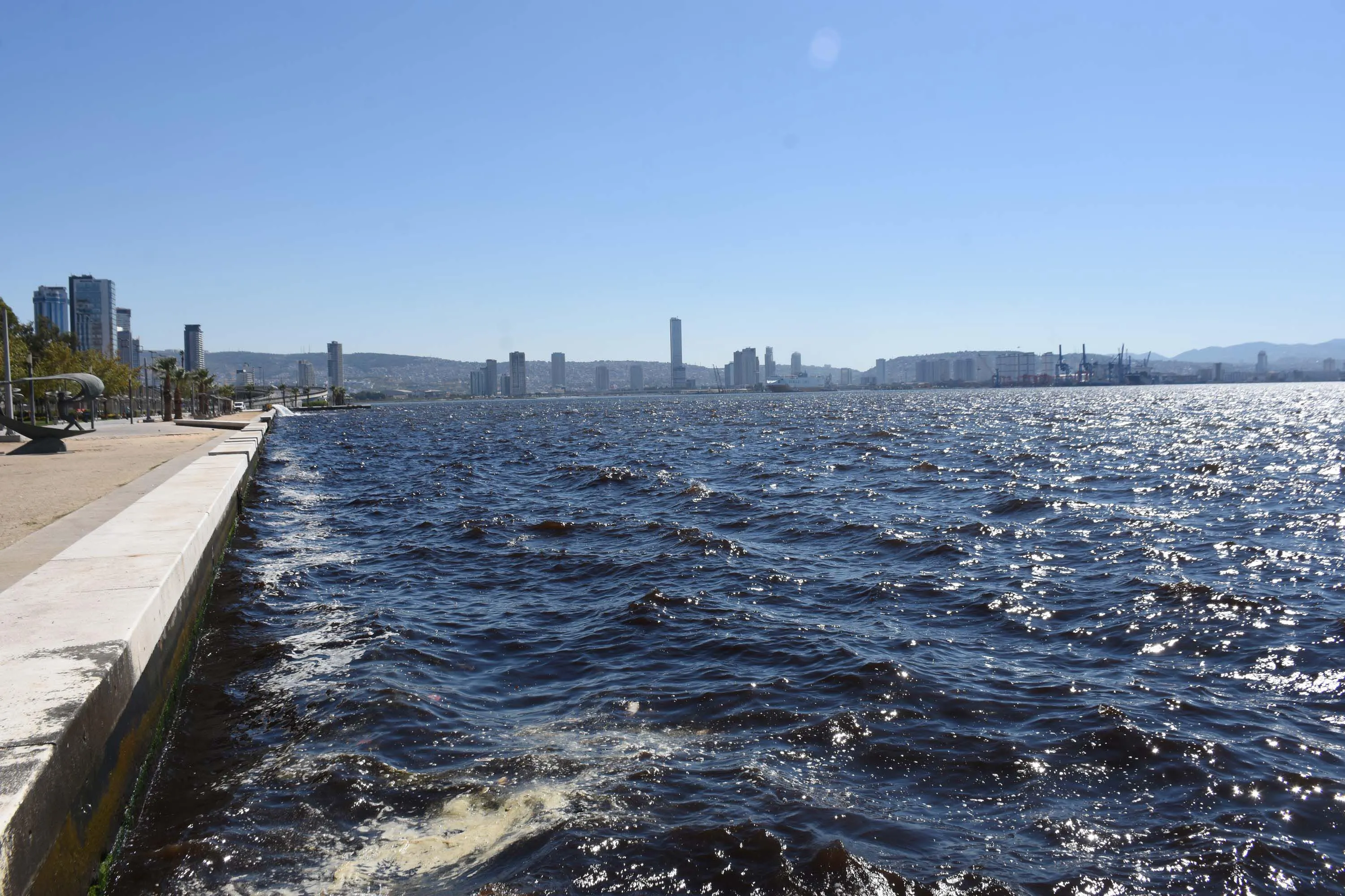 Izmir Korfezi Koku Artiyor 2