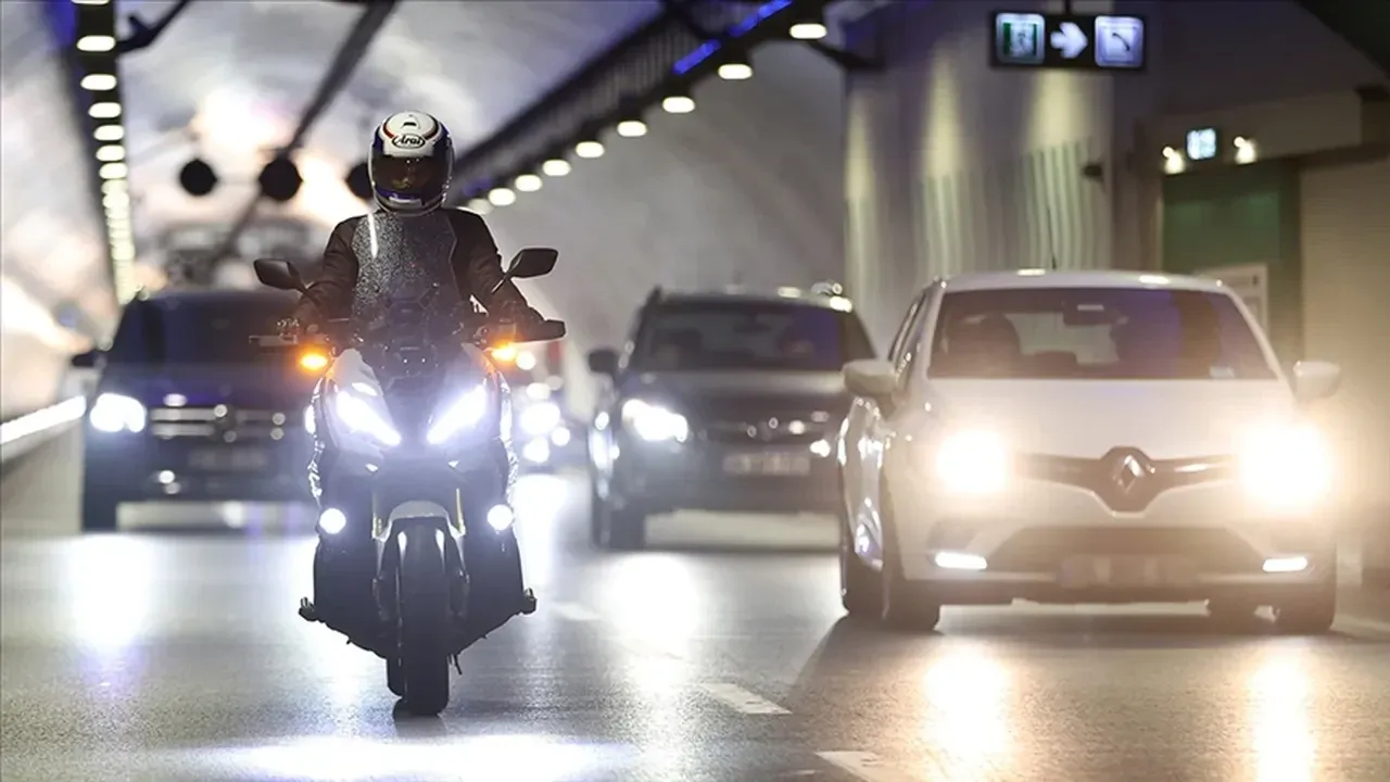 Motorda Eldiven Takmak Zorunlu Mu Yeni Duzenleme-1