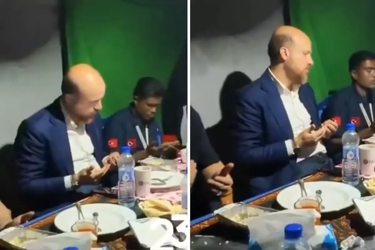 Bilal Erdogan Arakanli Muslumanlarla Iftar Acti 19584749 9620 Amp