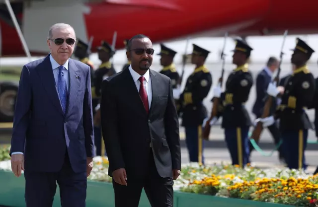 Erdogan Etiyopya Da Karsilama Dansi Da Calan 19577013 1546 M-2