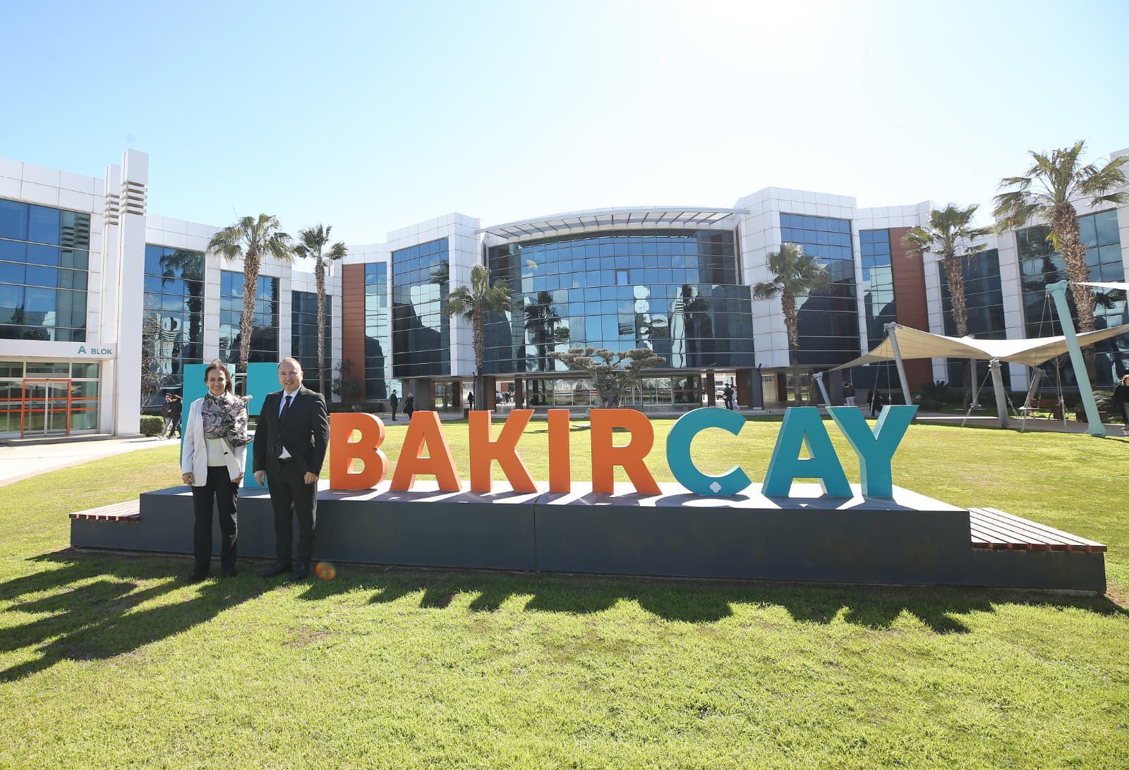 İzmir Bakırçay Üniversitesi1