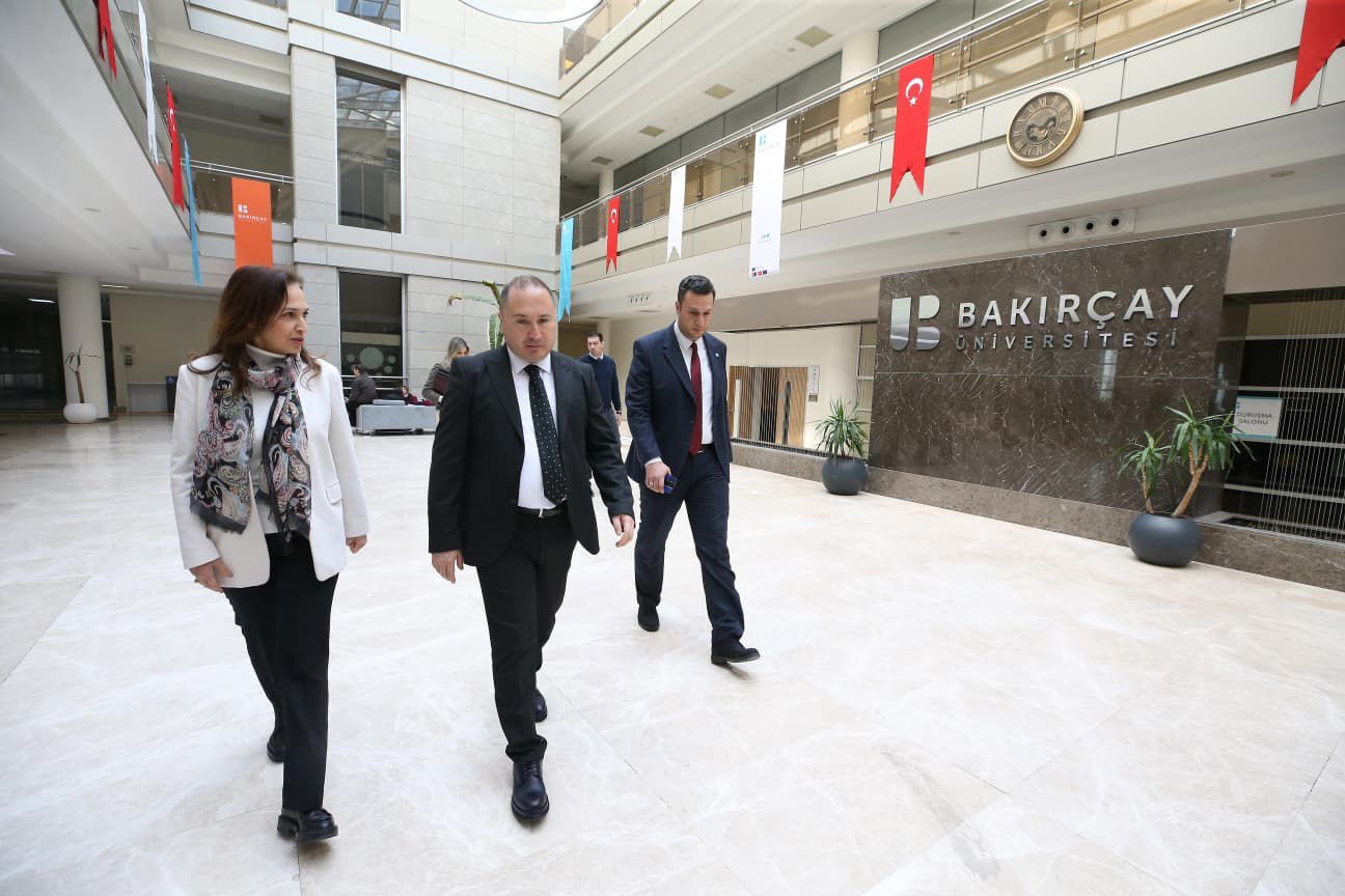İzmir Bakırçay Üniversitesi3