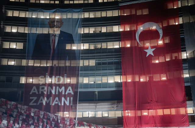 Gozler Ankarada Chpde Iki Ayri 19893582 3243 1 M