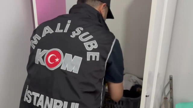 9 Il 3