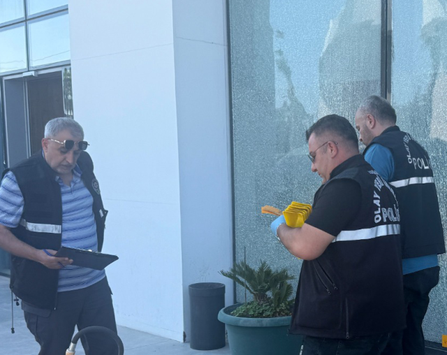Antalyada Otokoc Galerisine Si 19921875 7306 1 M