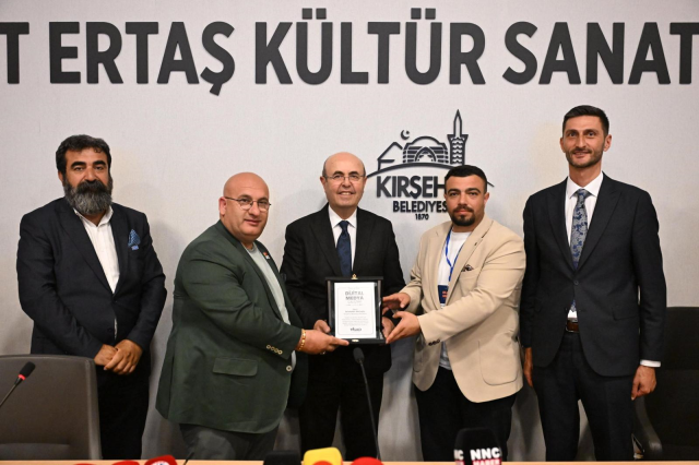 Tigaddan Kirsehire Medya Cikar 30317095 5803 1 M