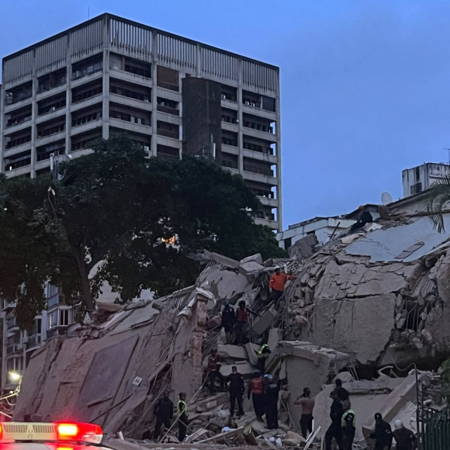 Venezuelada Iki Buyuk Depremin 19986466 5920 1 M