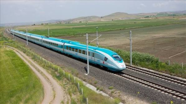 16 Ile Birden Hizli Tren Mujde 20021715 9823 1 M