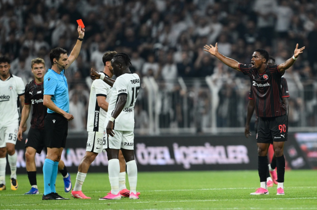 Besiktas Midtjyllandi Tek Goll 20082328 2930 1 M