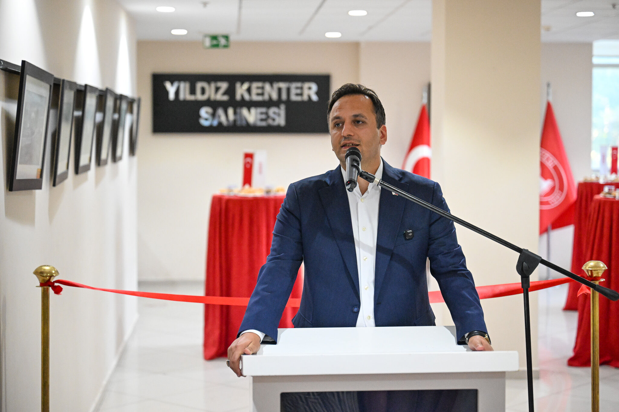 Bornova Konuşma Adam