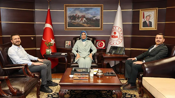 Genc Liderler Den Dikkat Ceken 1784300291 Nf9 Grk