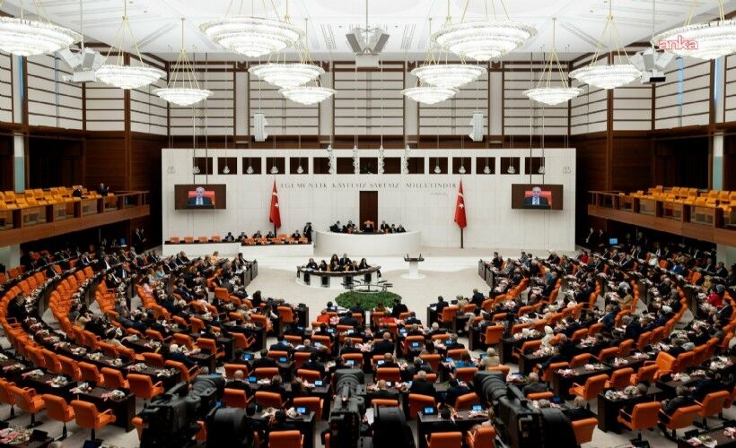 Meclis Te Yeni Oturma Duzeni Belli Oldu C H P Liler D E M Ile M H P Arasinda Oturacak 395000 News Big