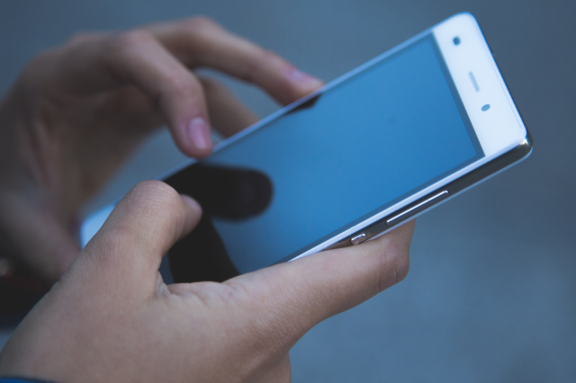 Telefon 1