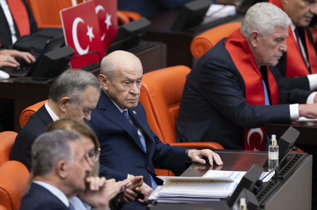 Bahceli Ile Dervisoglu Arasind 47707699 9963 1 M