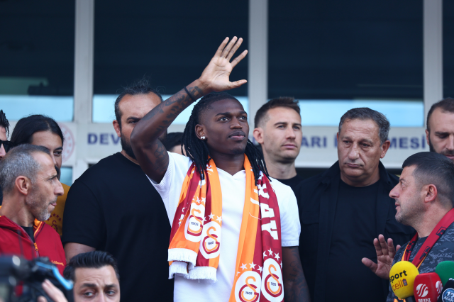 Leaodan Flas Itiraf Galatasara 20188301 7660 1 M