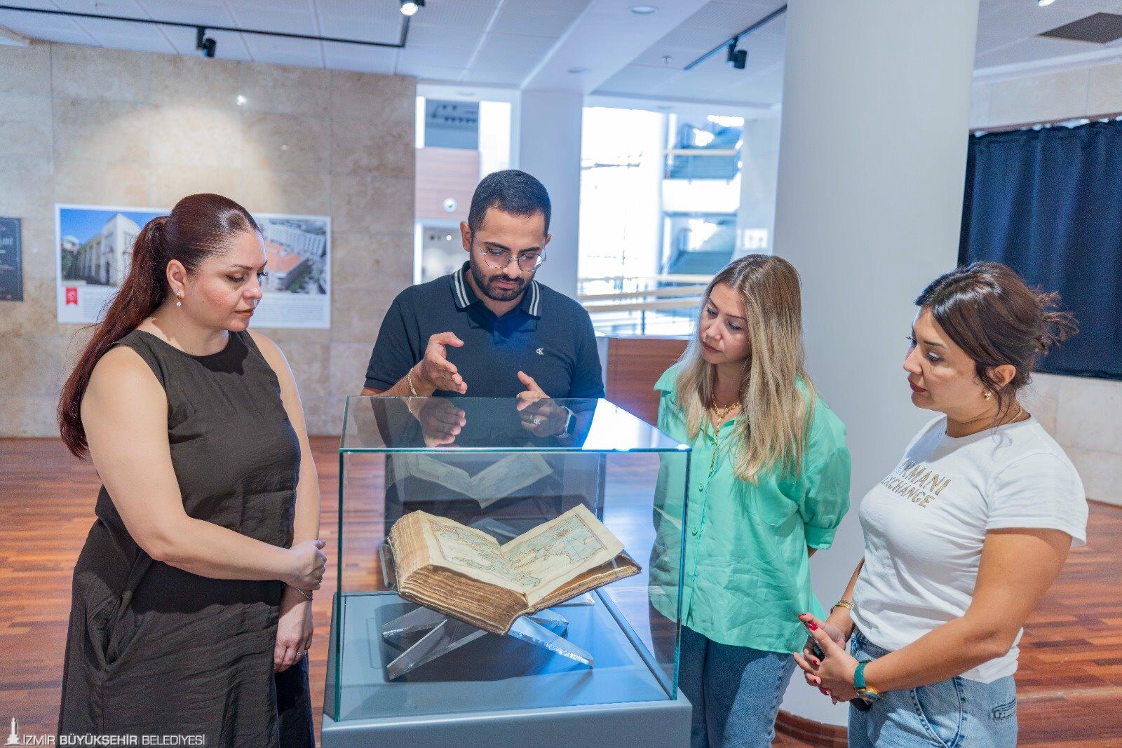 İzmir’in nadir eserleri yeniden vitrine çıktı