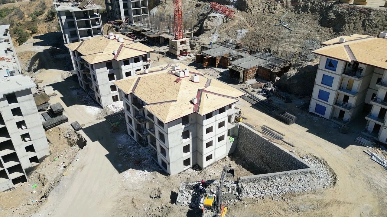 Karabağlar TOKİ projesinde 2027 yazı hedefi