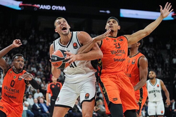 Beşiktaş EuroLeague’e Valencia yenilgisiyle başladı