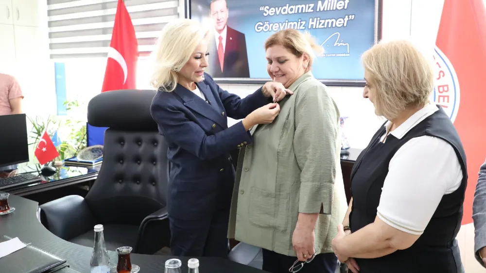 Menderes’te Fisun Demir AK Parti’ye katıldı