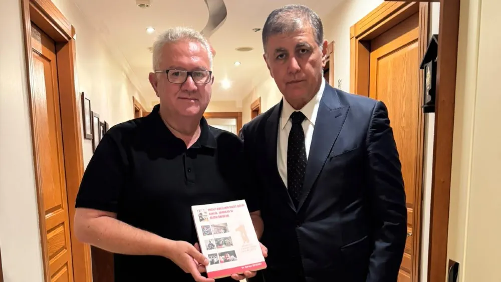 Cemil Tugay’dan Özfatura ailesine taziye ziyareti