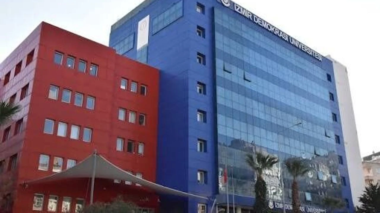 Üniversitede 24 akademik kadro için başvuru