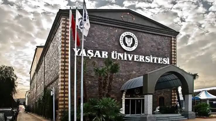 Yaşar Üniversitesi, İktisadi ve İdari Bilimler Fakültesi kapatıldı