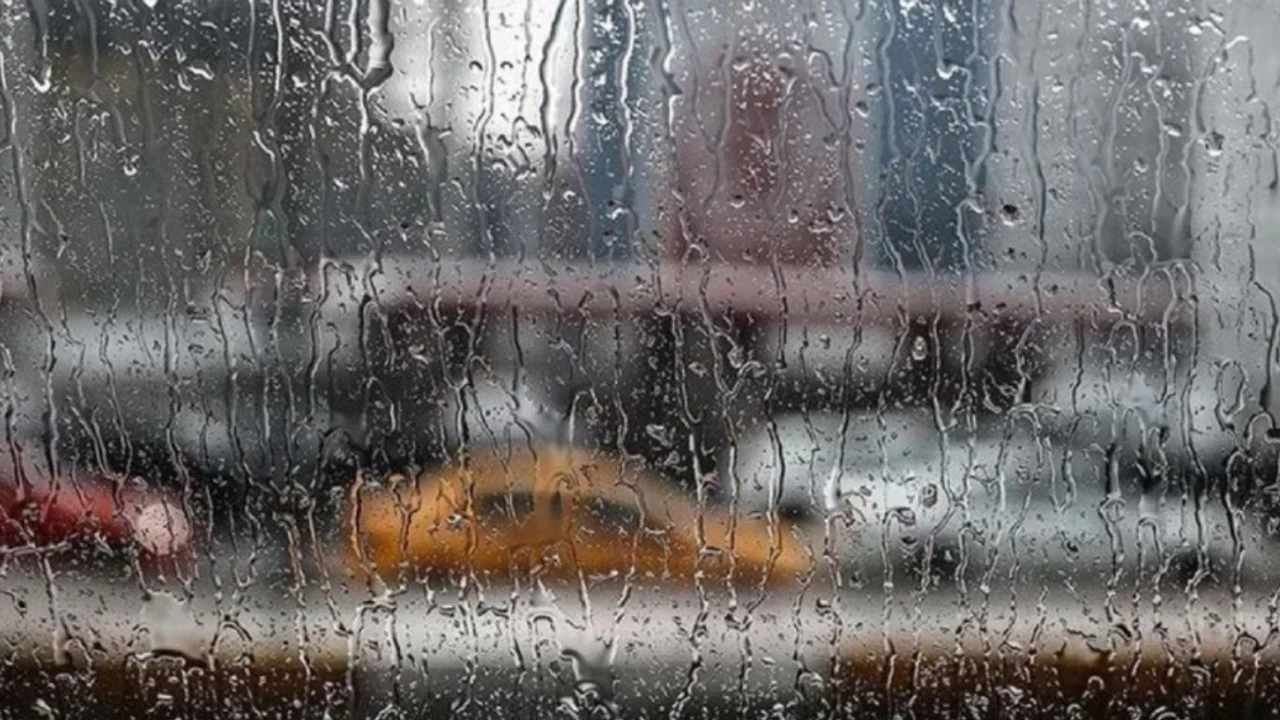 İzmir’de gece sağanak yağış bekleniyor