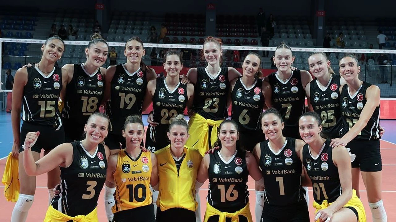 Aras Kargo Dostluk Turnuvası’nda VakıfBank kazandı