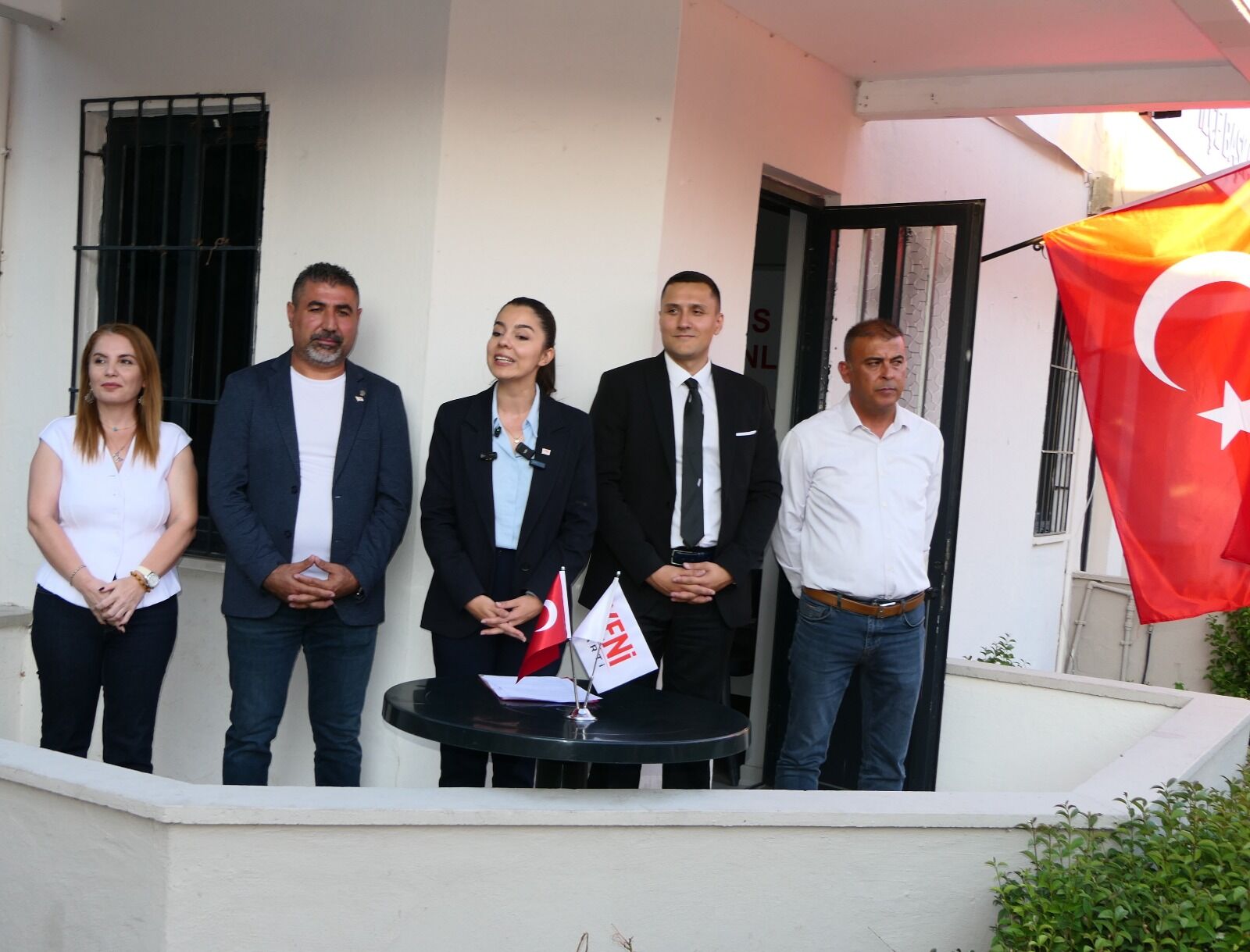 Özge Zaimoğlu Şinik YENİ Parti Marmaris’e aday