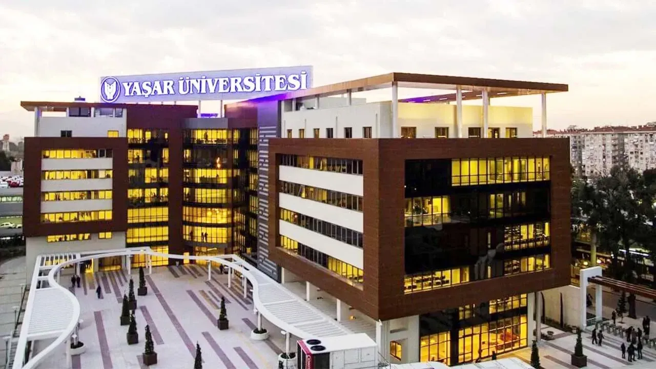 Yaşar Üniversitesi’nde İİBF ve Fen-Edebiyat kapatıldı