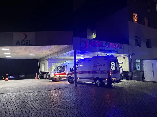 O YEMEK FABRİKASI YÜZÜNDEN 80 EMEKÇİ HASTANELİK.