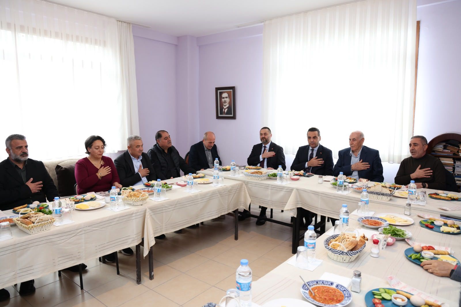 Çiğli Belediyesi’nden Harmandalı Cemevi’ne destek