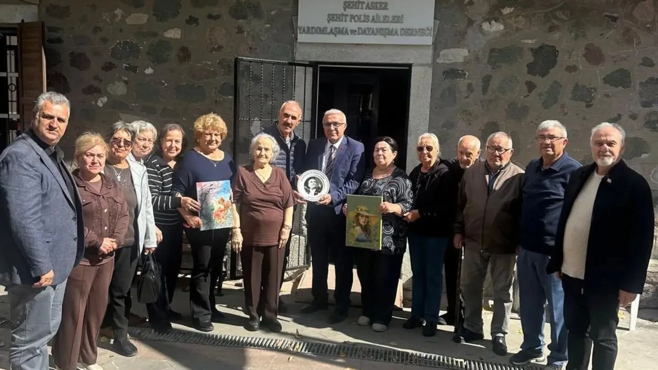 İZMİR