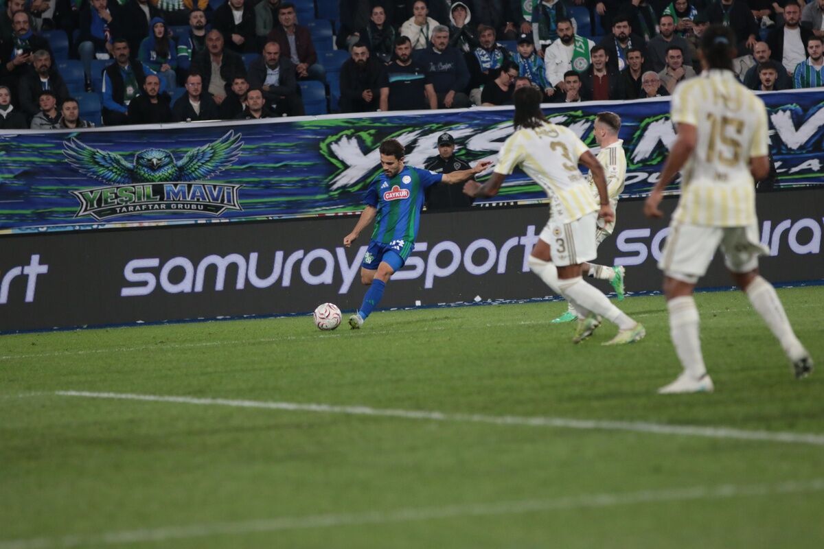 Fenerbahçe, Rizespor deplasmanında 3-0 kazandı