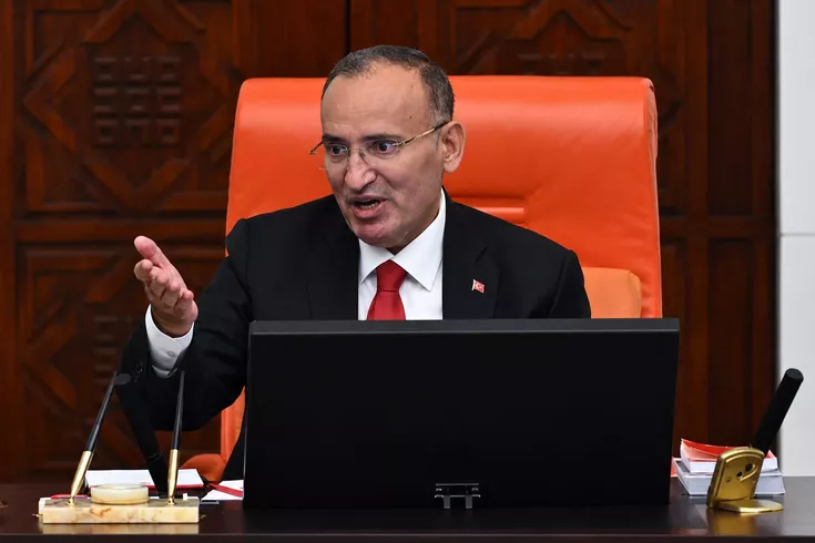 Bekir Bozdağ Şanlıurfa'da yeniden mesaisine başladı